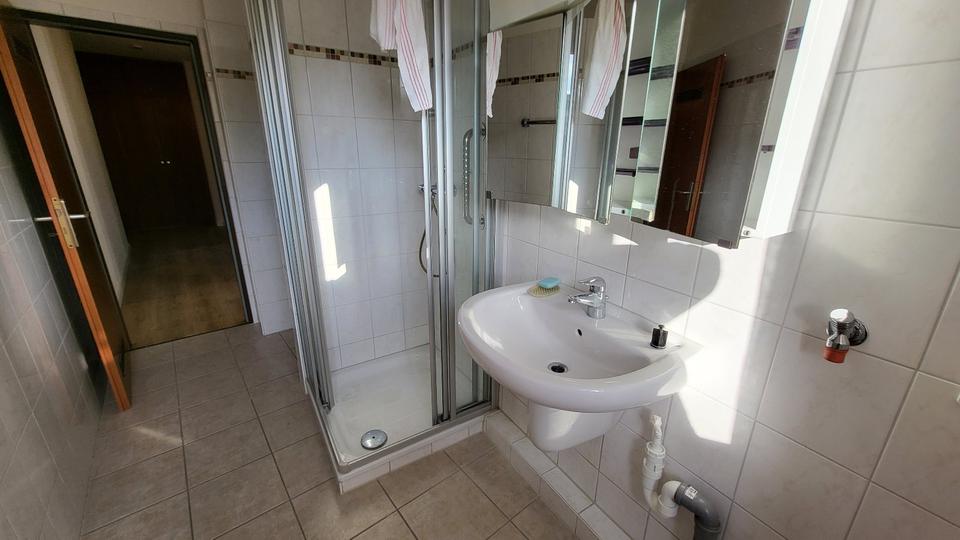 Etagenwohnung Hildesheim Itzum-Marienburg - 3 Zimmer, 81 m&sup2;, 174.000&euro; | Angebot:27433088