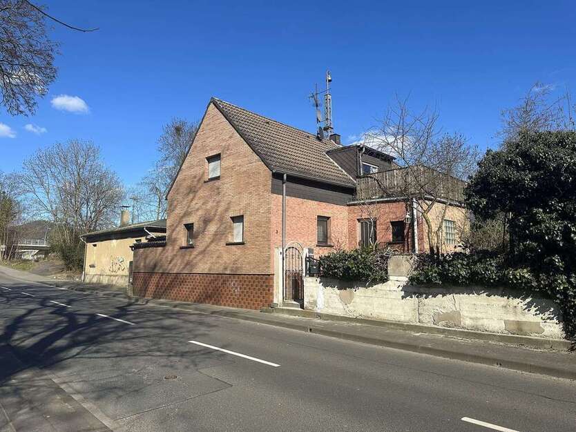 Haus zum Kaufen in Bad Honnef 279.000 € 155 m²