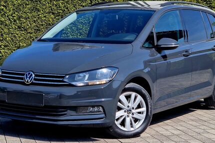 VW Touran 135.000 km 20.899 &euro; Bad Lippspringe 33175