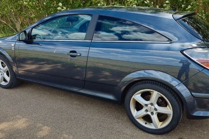 Opel Astra 220.000 km 1.999 &euro; Raitenbuch 91790