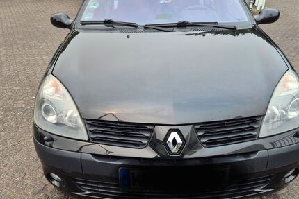 Renault Clio 132.000 km 1.700 &euro; Köln 51061