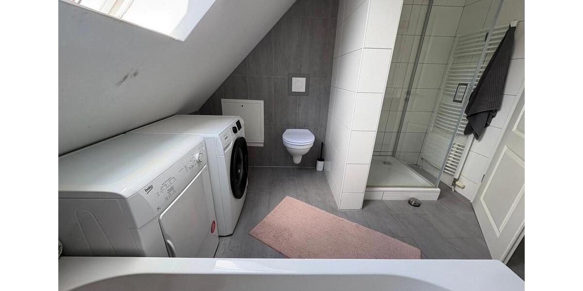 Dachgeschoßwohnung Ganderkesee - 5 Zimmer, 110 m&sup2;, 1.250&euro; | Angebot:26647165