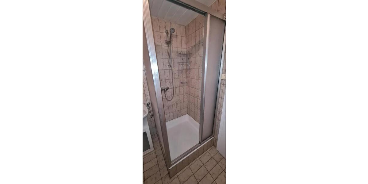 Dachgeschoßwohnung Dorfen - 2 Zimmer, 70 m&sup2;, 1.200&euro; | Angebot:26032308