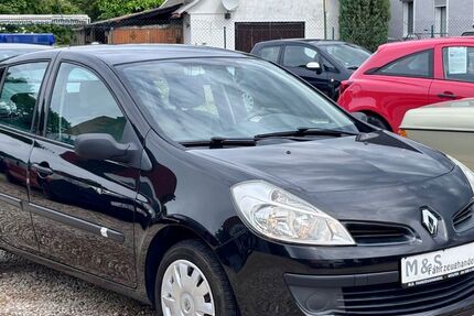 Renault Clio 108.000 km 2.990 &euro; Bitterfeld-Wolfen 06766