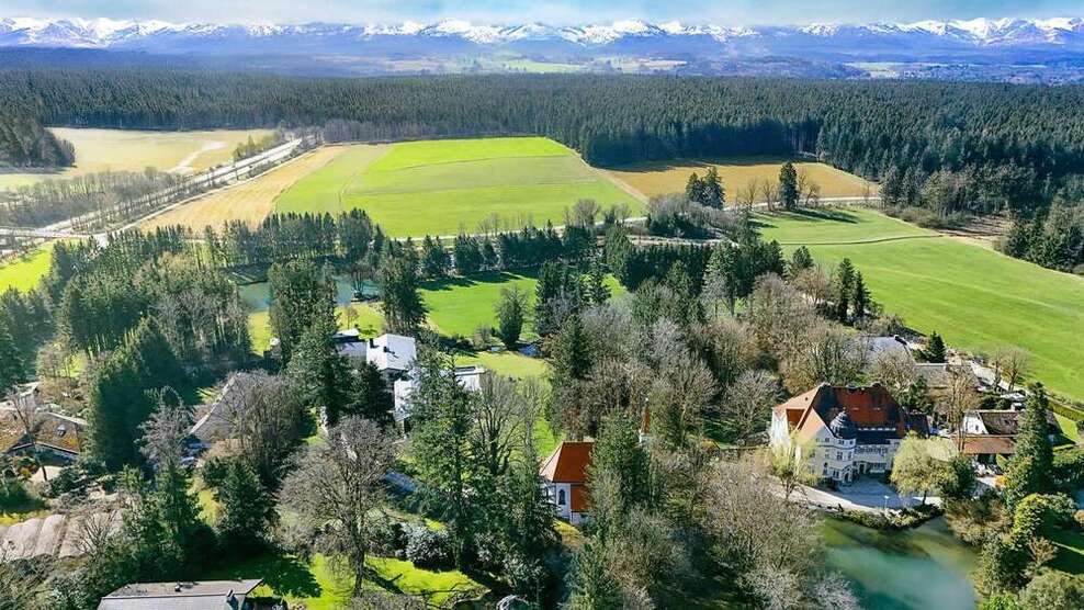 Haus zum Kaufen in Berg-Mörlbach 2.680.000 € 500 m²