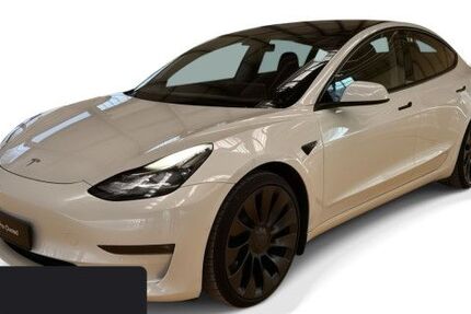 Tesla Model 3 98.907 km 26.500 &euro; Hanau 63457