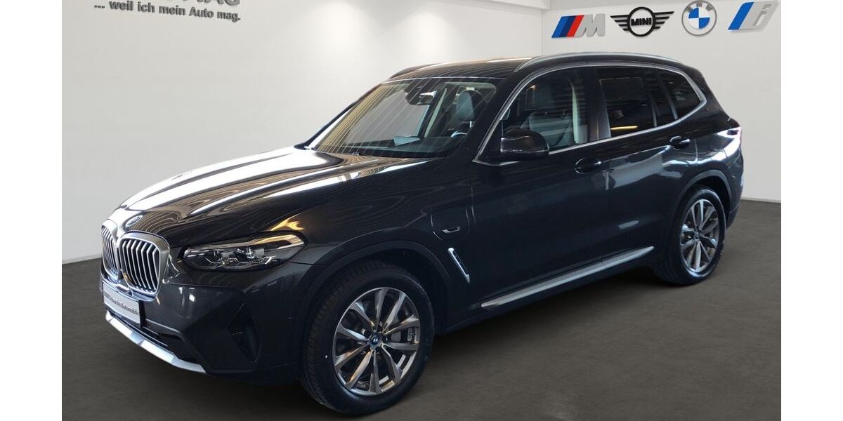 BMW X3 62.498 km 39.890 &euro; München 80687
