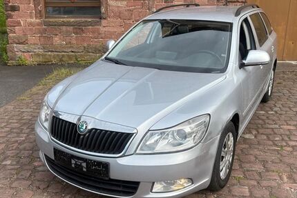 Skoda Octavia 322.373 km 2.199 &euro; Freudenberg 97896