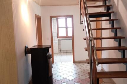 Wohnung Freudenberg - 7 Zimmer, 120 m&sup2;, 700&euro; | Angebot:26680193