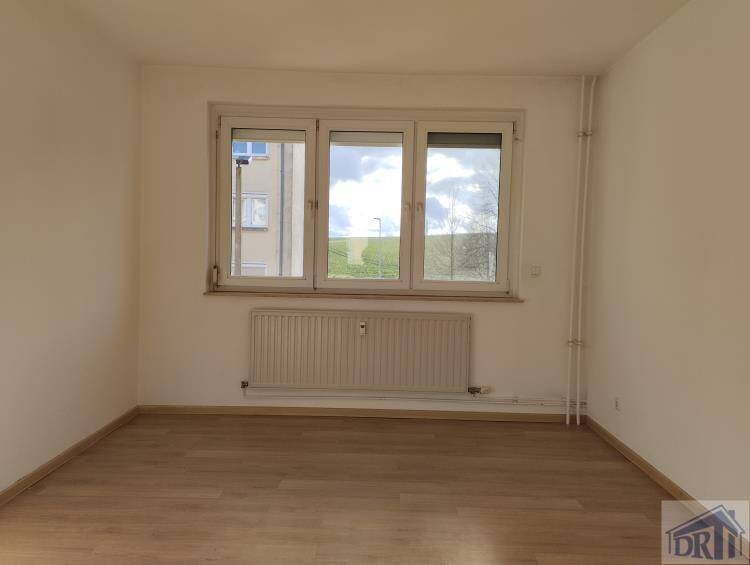 Etagenwohnung Schönau-Berzdorf Berzdorf - 3 Zimmer, 60 m&sup2;, 39.000&euro; | Angebot:25958423