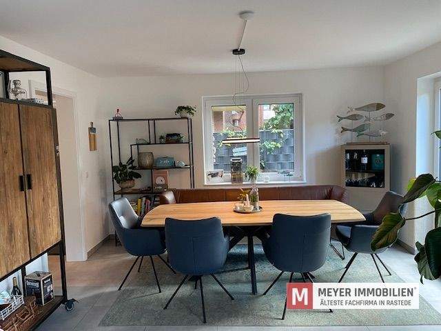 Neuwertiges EFH in zentraler Ortslage von Wiefelstede! (Objekt-Nr.: 6121) 4 zimmer