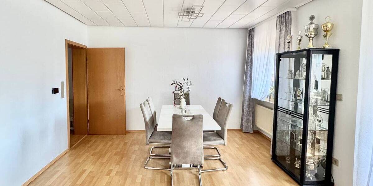 Einfamilienhaus Schauenburg / Breitenbach Breitenbach - 8 Zimmer, 221 m&sup2;, 345.000&euro; | Angebot:25822457
