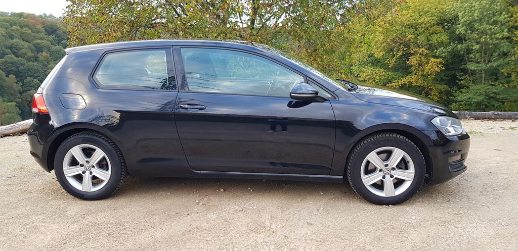 VW Golf 156.600 km 7.900 € Trier 54294