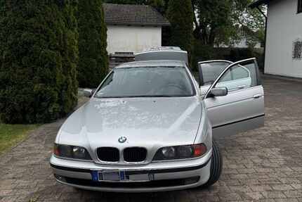 BMW 523 265.024 km 2.500 &euro; Forstinning 85661