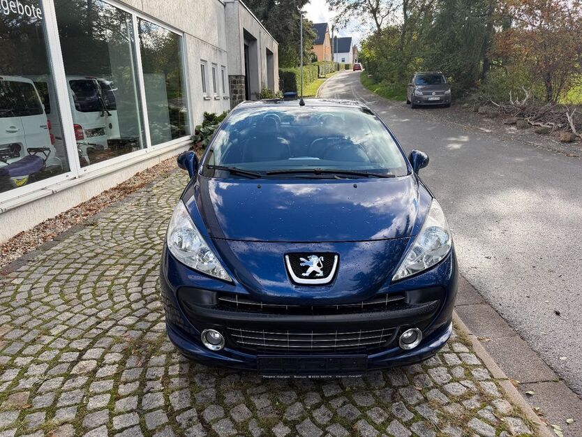 Peugeot 207 149.500 km 2.200 € Hohenölsen 07570