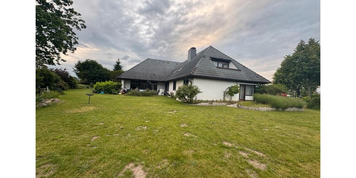 Villa Lehrte - 8 Zimmer, 380 m&sup2;, 849.000&euro; | Angebot:26870813