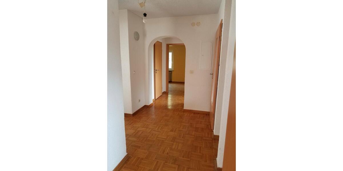 Erdgeschoßwohnung Dautphetal - 4 Zimmer, 140 m&sup2;, 1.090&euro; | Angebot:26096714