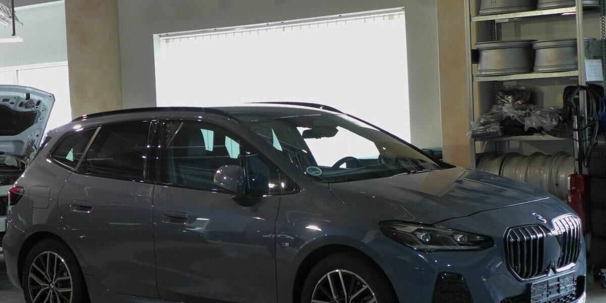 BMW 218 Active Tourer i MSport Echtleder NP:55.810 23.400 km 28.990 &euro; Landshut 84030