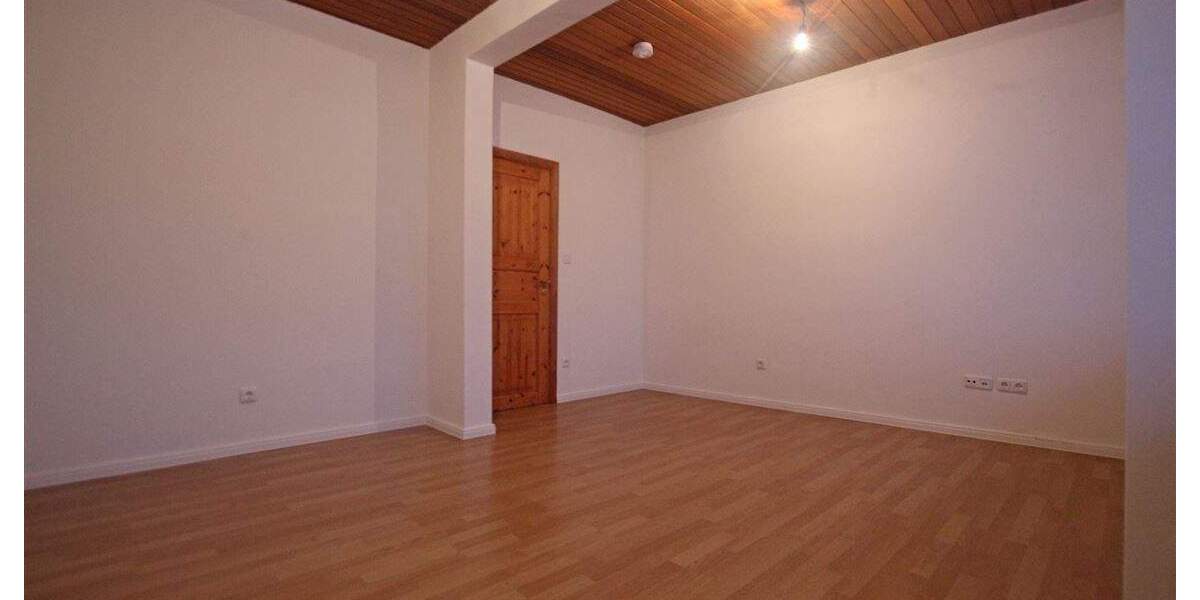 Etagenwohnung Geesthacht - 3 Zimmer, 88 m&sup2;, 870&euro; | Angebot:25051867