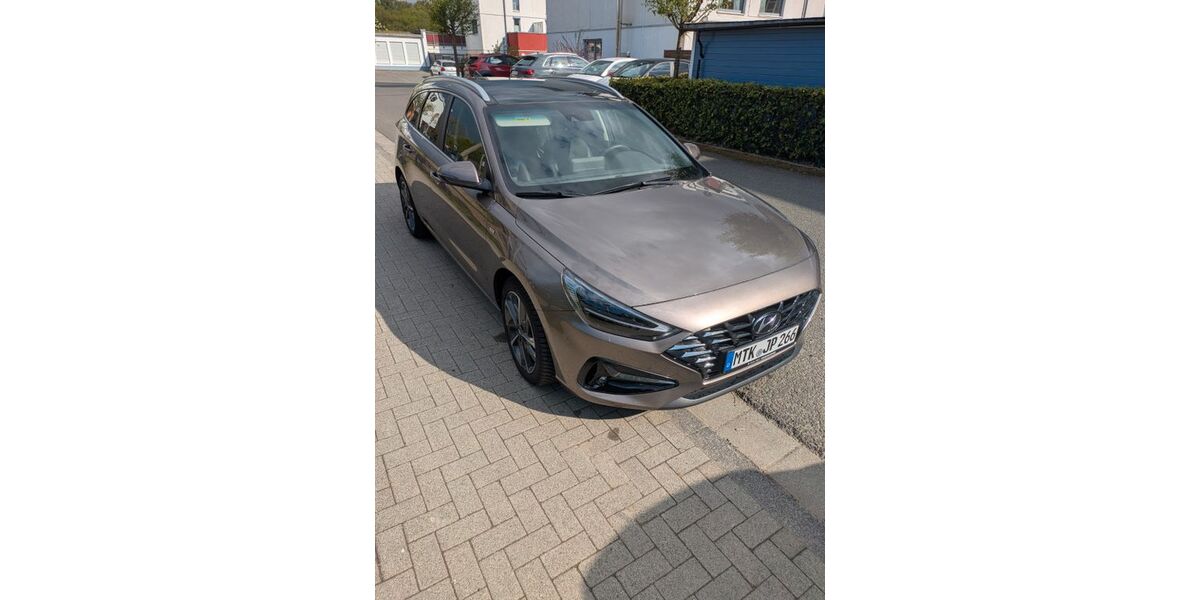 Hyundai i30 37.700 km 18.500 &euro; Eppstein 65817