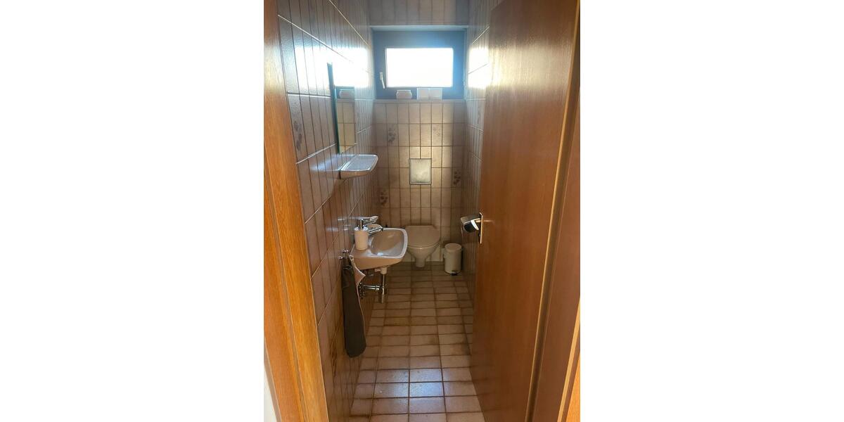 Reihenhaus Burghausen - 5 Zimmer, 124 m&sup2;, 1.650&euro; | Angebot:26232283
