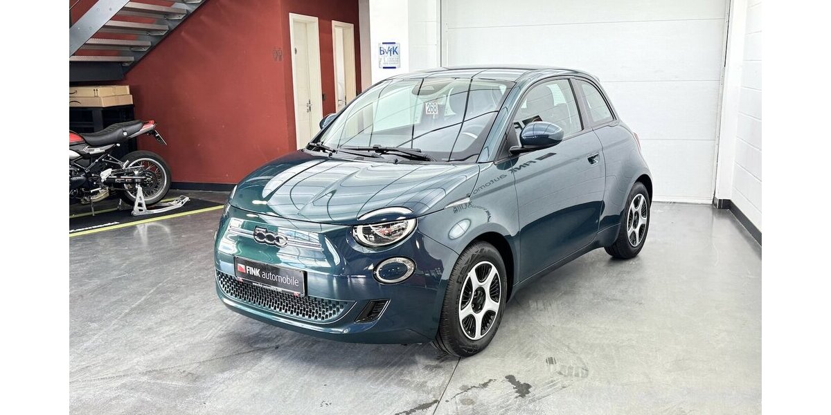 Fiat 500e Action 1.Hand Carplay 9.751 km 14.820 &euro; Lich 35423