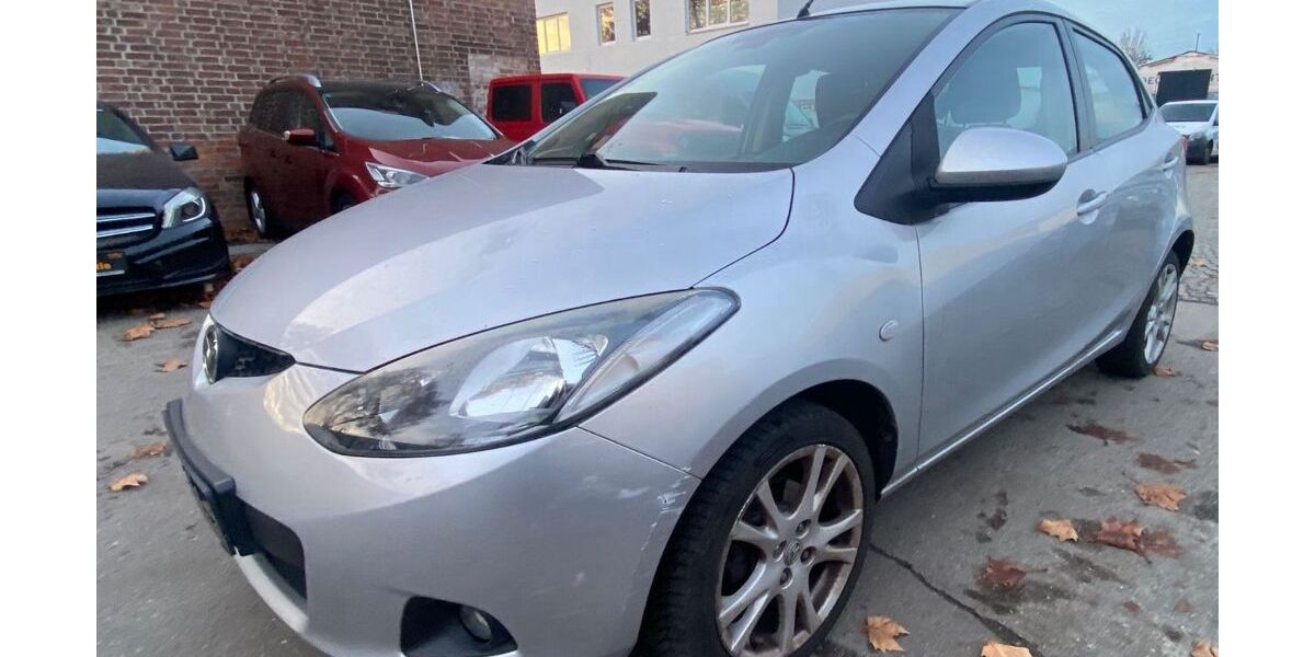 Mazda 2 99.000 km 4.490 &euro; Berlin-Lichtenberg 10365
