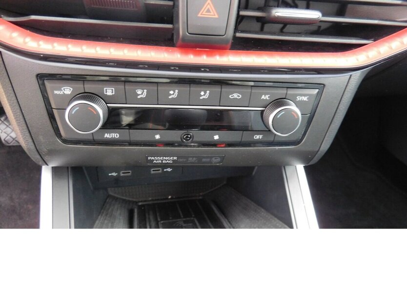 Seat Arona 1.0 FR-Line TSI BMT Navi Klima Alu 8.500 km 18.390 € Vordorf 38533