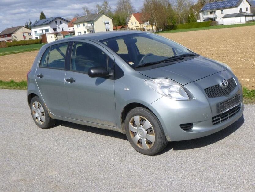Yaris