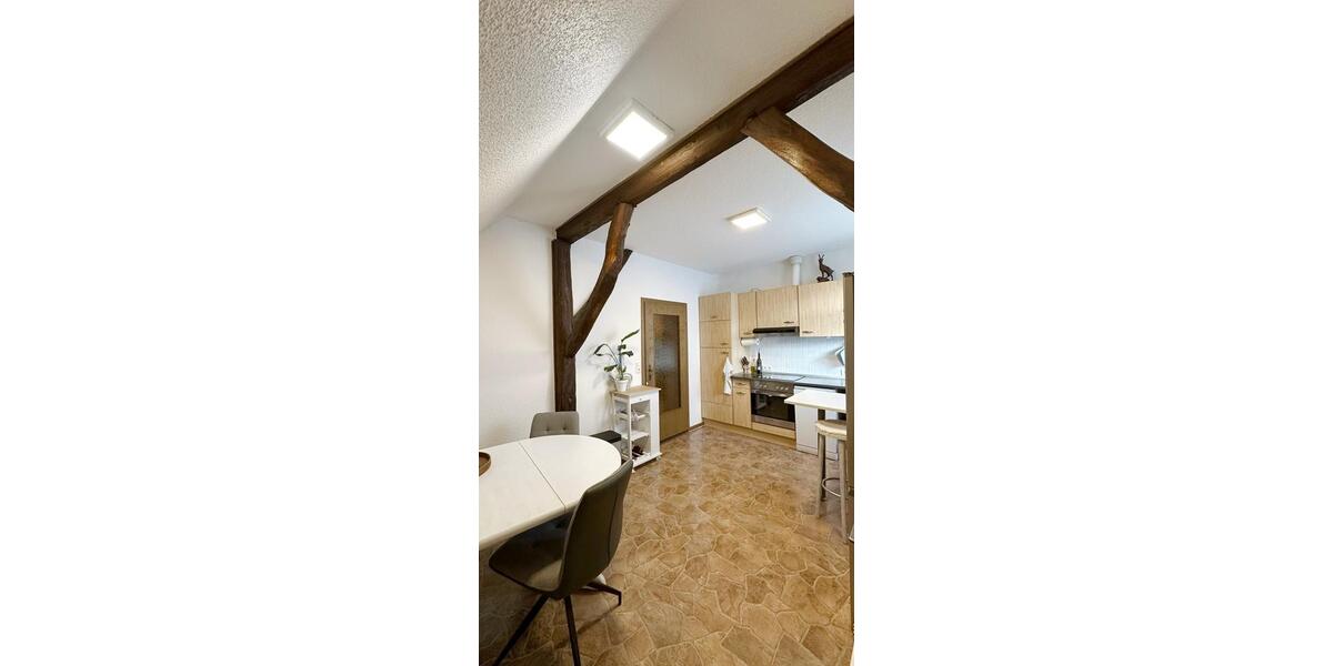 Dachgeschoßwohnung Gevelsberg - 2 Zimmer, 64 m&sup2;, 512&euro; | Angebot:25045410