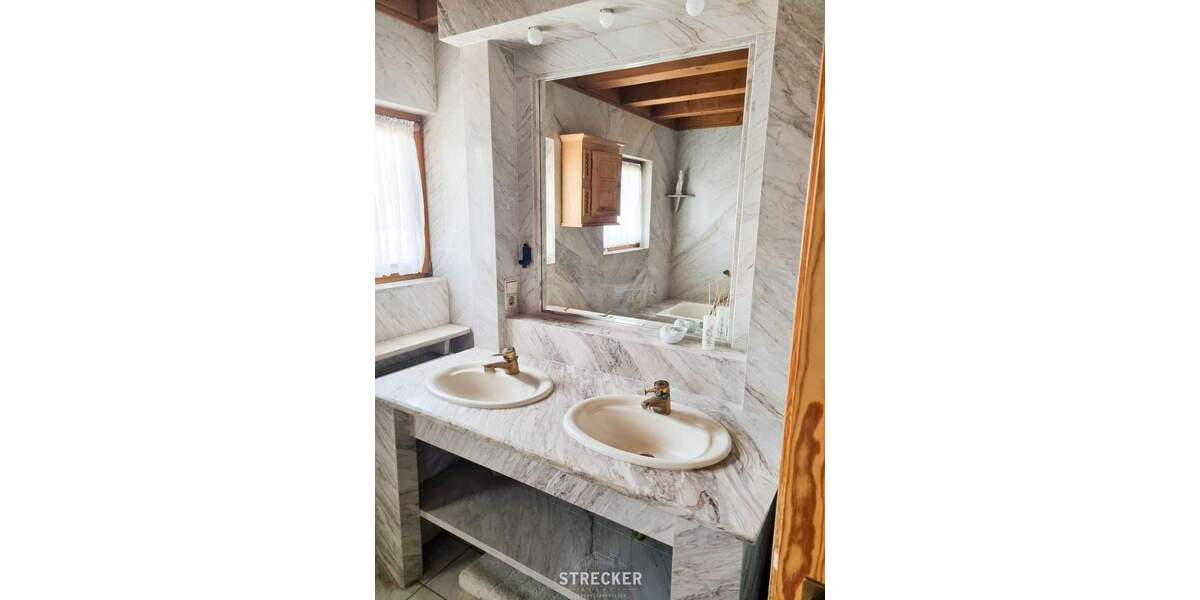 Einfamilienhaus Weingarten (Baden) - 1 Zimmer, 350 m&sup2;, 699.000&euro; | Angebot:25703365