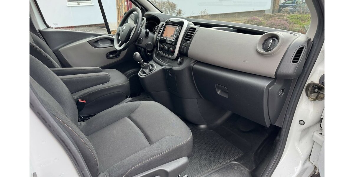 Renault Trafic L2H1 Klima Navi Sth. Regale/Schraubst E6 85.000 km 16.000 &euro; Erftstadt 50374