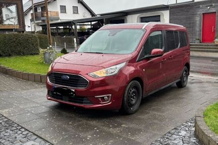 Ford Grand Tourneo 151.000 km 13.999 &euro; Asbach 53567