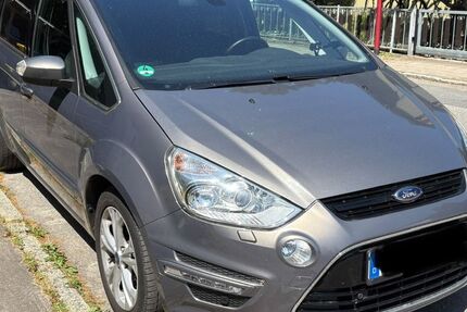 Ford S-Max 95.800 km 12.100 &euro; Rostock 18147