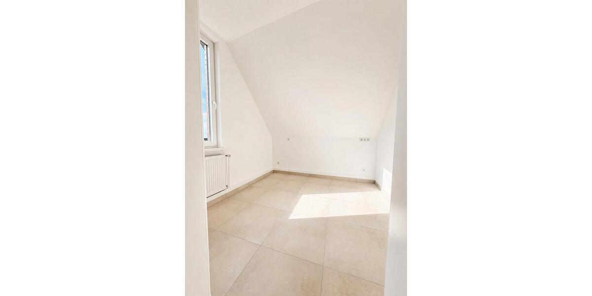 Dachgeschoßwohnung Lüneburg Ebensberg - 2.5 Zimmer, 62 m&sup2;, 289.000&euro; | Angebot:26326811