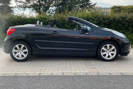 Peugeot 207 12.300 km 4.400 &euro; Aachen 52080