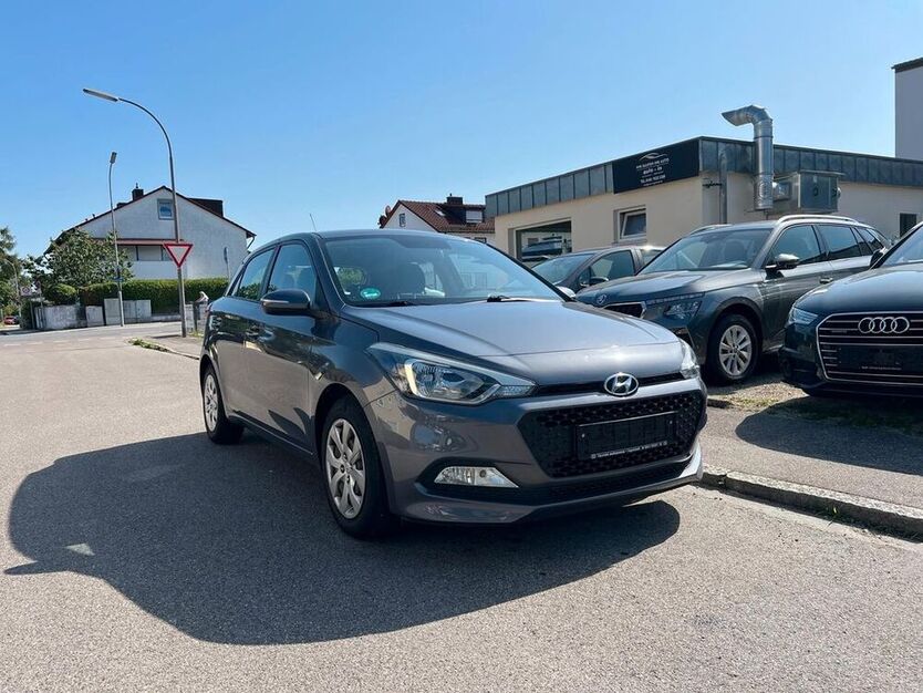 i20