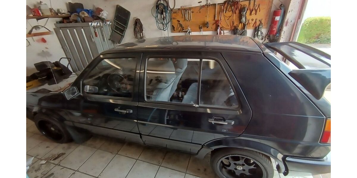 VW Golf 98.898 km 2.700 &euro; obing 83119