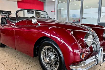 Jaguar XK 17.500 km 76.850 € Köln 50739
