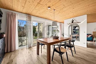 NATURNAH WOHNEN, MODERN LEBEN, GENIEßEN - Einfamilienhaus Waldshut-Tiengen Tiengen | Angebot:27321452