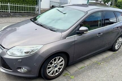 Ford Focus 131.000 km 3.500 &euro; Taunusstein 65232