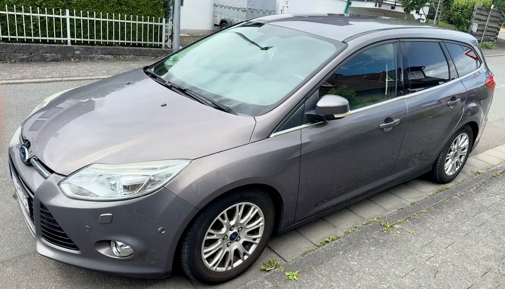 Ford Focus 131.000 km 3.500 &euro; Taunusstein 65232