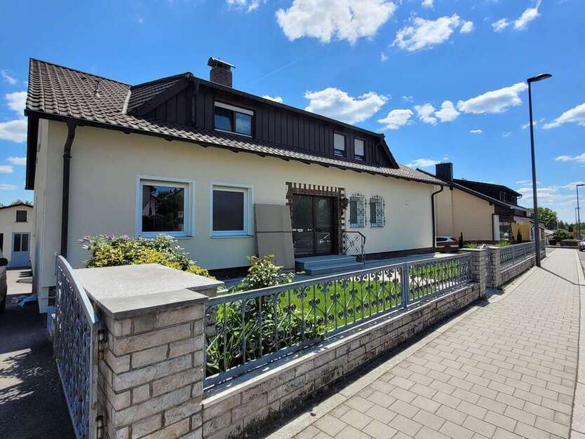 Wohnung zum Mieten in Wackersdorf 1.000 € 130 m²