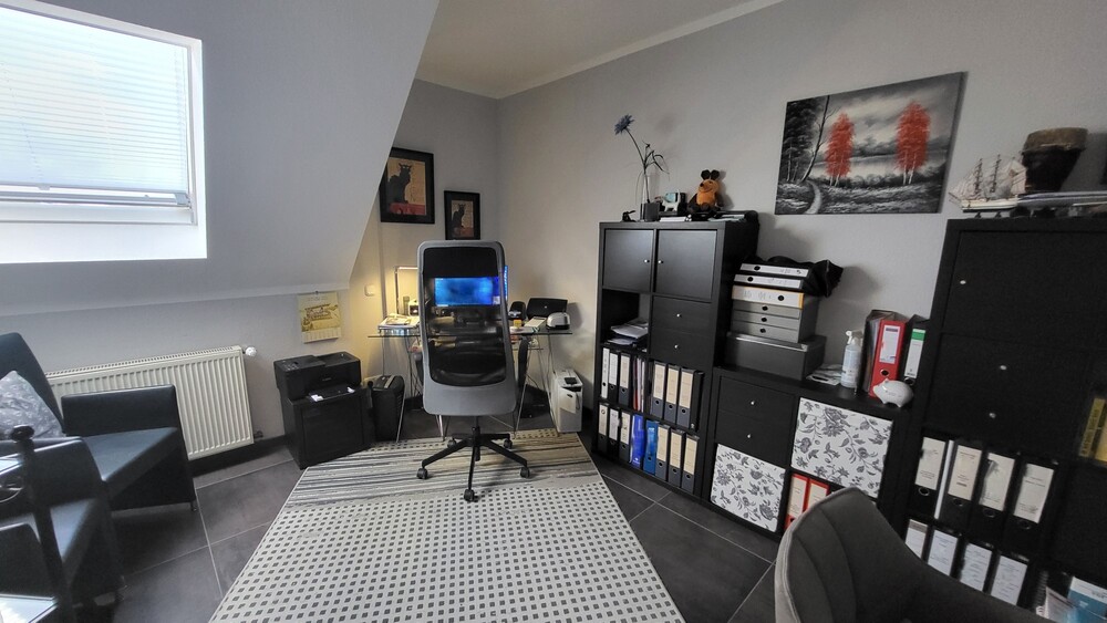 moderne DHH mit Einliegerwohnung im 