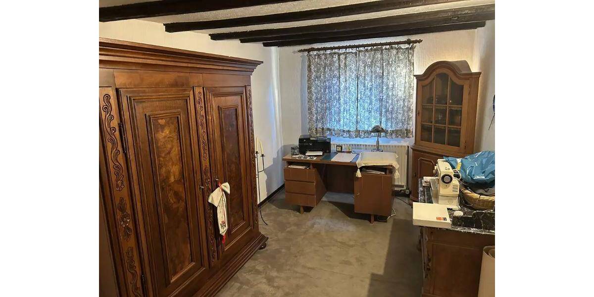 Bauernhaus, Landhaus Schwalmtal Vogelsrath - 8 Zimmer, 220 m&sup2;, 440.000&euro; | Angebot:24040496