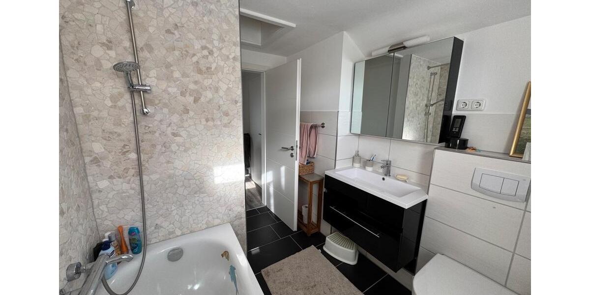 Reihenhaus Itzehoe - 6 Zimmer, 125 m&sup2;, 1.390&euro; | Angebot:26103806