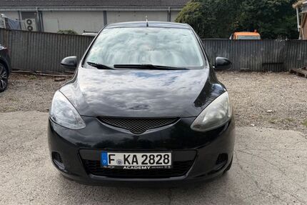 Mazda 2 176.405 km 1.990 &euro; Frankfurt am Main 65933