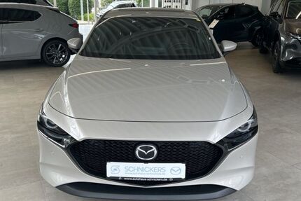 Mazda 3 15.957 km 28.990 &euro; Xanten 46509