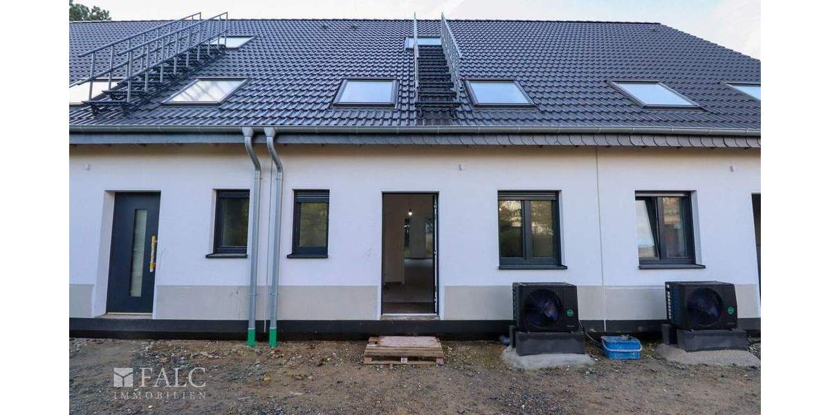 Modernes Neubauhaus (Erstbezug) mit Terrasse und Stellplatz zu vermieten 5 zimmer