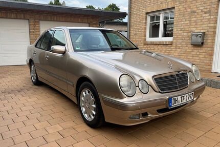 Mercedes-Benz E 320 181.500 km 9.950 &euro; Lemförde 49448